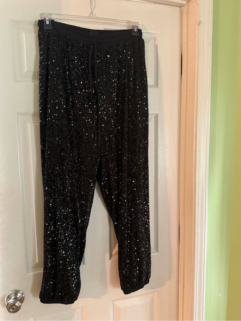 City Chic Black Sequin Jogger Pants – Size S/16